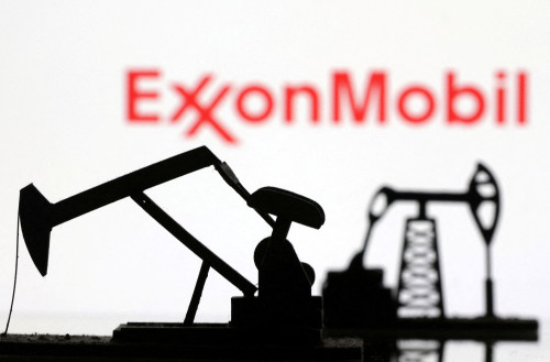 2025-08-15T200727Z_1_LYNXMPEL7E0TN_RTROPTP_4_TRINIDADTOBAGO-EXXON-MOBIL.JPG
