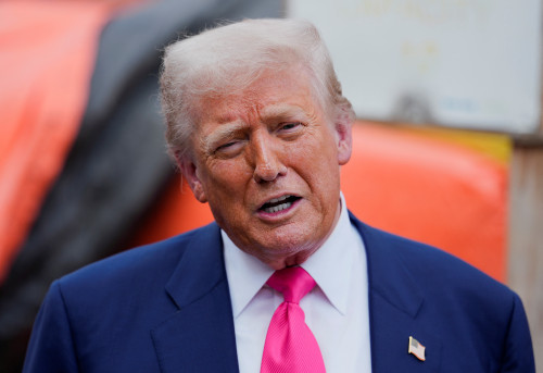2025-08-20T154513Z_2_LYNXMPEL7J0MB_RTROPTP_4_USA-TRUMP-FED.JPG