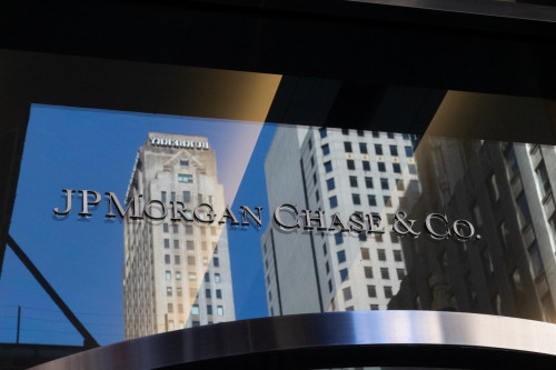 2025-08-21T173832Z_2_LYNXMPEL7K0NI_RTROPTP_4_BANKS-JPMORGANCHASE-NEW-YORK.JPG