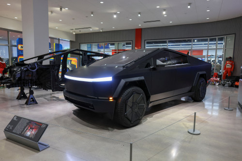 2025-08-22T044853Z_1_LYNXMPEL7L04X_RTROPTP_4_TESLA-DESIGNER.JPG