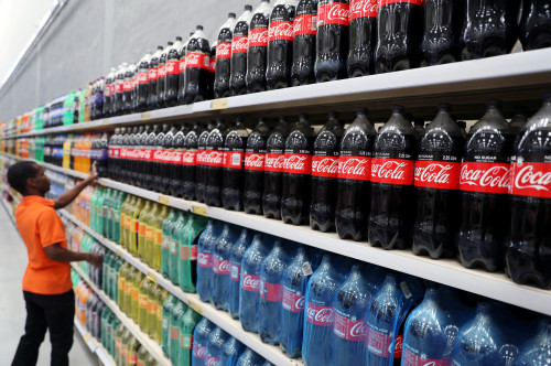 2025-10-23T200100Z_1_LYNXMPEL9M11K_RTROPTP_4_COCA-COLA-BEVERAGES-AFRICA-M-A-COCA-COLA-HBC.JPG