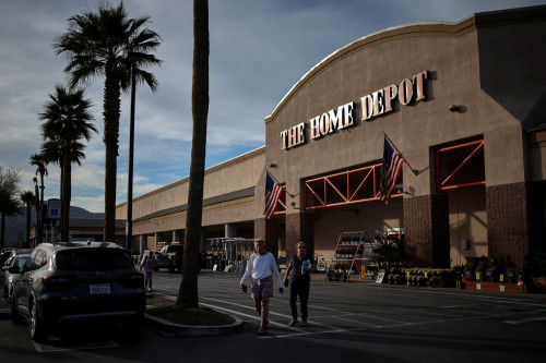 2026-01-28T214306Z_2_LYNXMPEM0R1FD_RTROPTP_4_RETAIL-HOME-DEPOT-IMMIGRATION.JPG